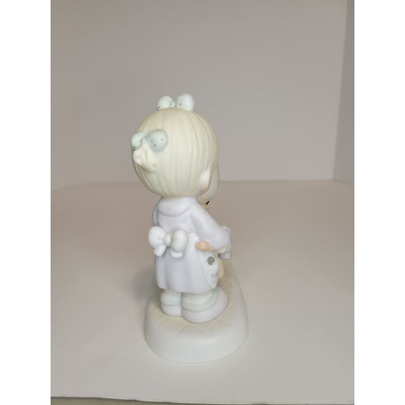 Vintage Precious Moments Figurine, 521698 " Thumb-Body Loves You" - Picture 6 of 6
